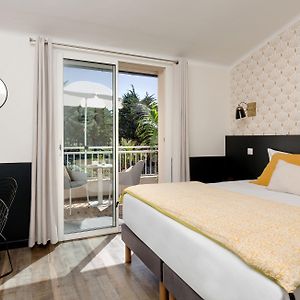 Double Room Garden View